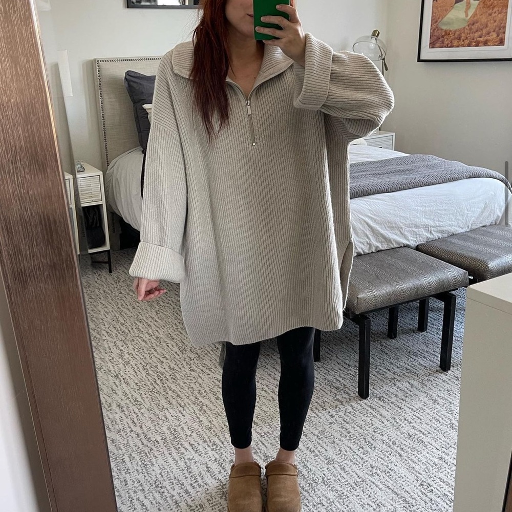 Oversized knit tunic